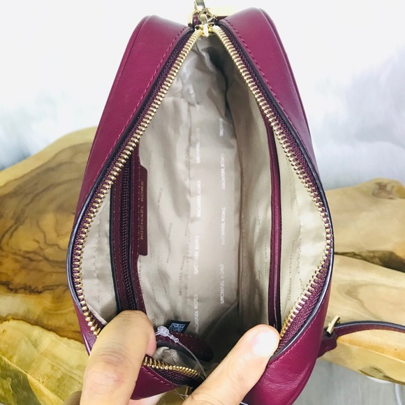 Michael Kors Crossbodies Medium Camera Bag - Picture 6 of 8